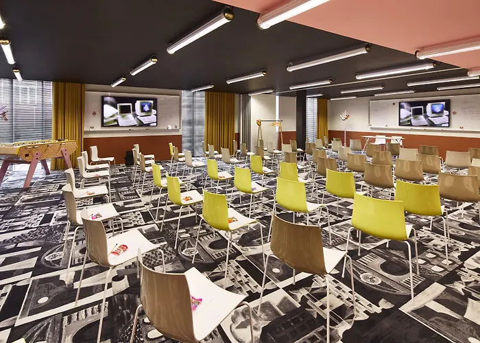 Mama Shelter Hotel 3*