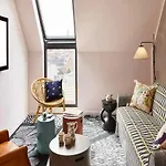 Mama Shelter Hotel 3*