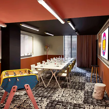 Mama Shelter Hotel