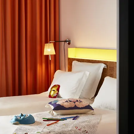 Mama Shelter Hotel 3*
