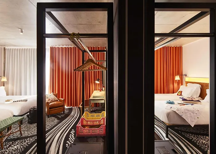 Hotel Mama Shelter 3*