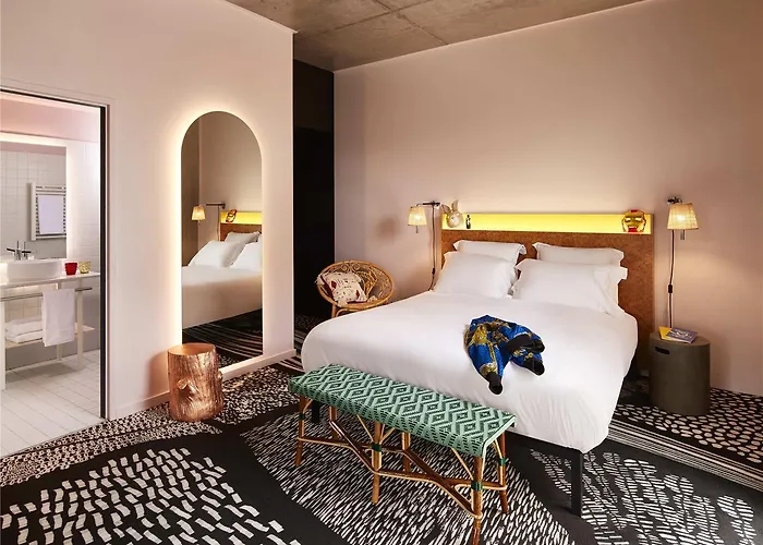 Hotel Mama Shelter 3*