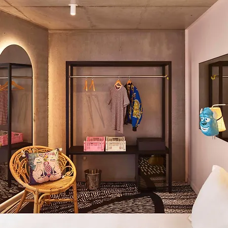 Mama Shelter Hotel